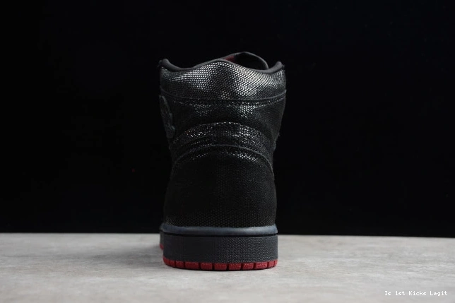 Retro Black Jordan Red OG DC7071-001 Air High Gym 1 0715